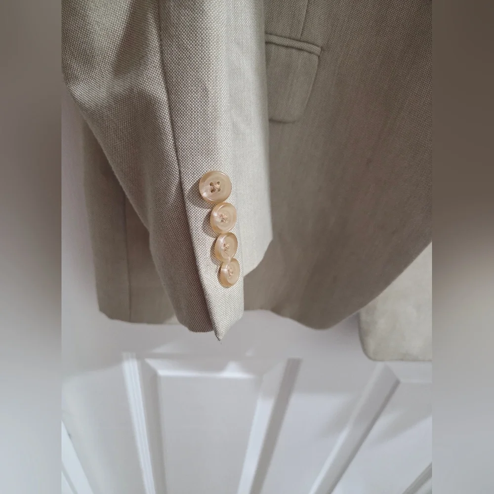 Ralph Lauren Classic Tan Blazer - Picture 5 of 12